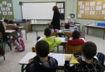 Ξεχασμένοι από την κυβέρνηση δηλώνουν οι Έλληνες της Γερμανίας – Ζητούν εκπαιδευτικούς