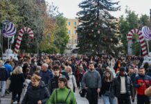 Εορταστικό Ωράριο Καταστημάτων για Χριστούγεννα 2025