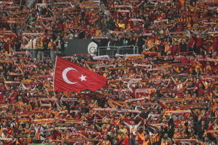 fenerbahce-galatasaray-768x512.jpg