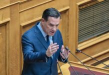 Ένταση στη Βουλή με επίθεση Καζαμία σε Γεωργιάδη: «Ακροδεξιός λόγος από έναν γελοίο υπουργό»