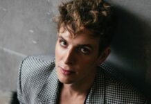 Πλώρη για την Eurovision 2026 βάζει ο γιος του εφοπλιστή Γιάννη Κούστα, Ρομπέρτο