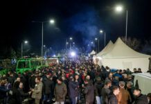 Αγρότες: Κλιμάκωση κινητοποιήσεων με μπλόκα και 48ωρους αποκλεισμούς σε όλη τη χώρα