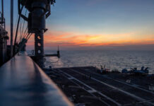 Στη Μέση Ανατολή το αεροπλανοφόρο Αβραάμ Λίνκολν – Σε απόσταση βολής από το Ιράν