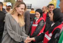 Η Αντζελίνα Τζολί στη Ράφα για ανθρωπιστική βοήθεια στη Γάζα