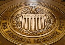 Η FED διατήρησε αμετάβλητο το επιτόκιο – Προσωρινό φρένο στις διαδοχικές μειώσεις