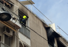 Φωτιά σε διαμέρισμα στην πλατεία Αμερικής