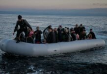 Ναυάγιο με μετανάστες στην Ικαρία – Νεκρό ένα 4χρονο παιδί