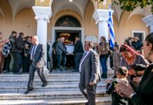 Πάτρα: Σκηνές αρχαίας τραγωδίας στην κηδεία του 30χρονου που ξυλοκοπήθηκε μέχρι θανάτου