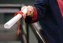 Οι σχολές που έχουν δουλειά στην Ελλάδα πριν καν πάρεις πτυχίο