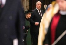 Κρίση στο Μπάκινγκχαμ λόγω της υπόθεσης Άντριου και Έπσταϊν