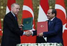 Η Αίγυπτος αγοράζει από την Τουρκία όπλα 350 εκατ. δολαρίων – Συμφωνία Ερντογάν με Σίσι