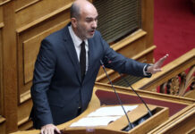 Στην Επιτροπή Δεοντολογίας της Βουλής το αίτημα για άρση ασυλίας του Δ. Μαρκόπουλου μετά από έγκληση Κασσελάκη