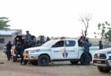 Νιγηρία: Πάνω από 50 νεκροί, απαγωγές γυναικόπαιδων και πλιάτσικο από μετακινούμενους δολοφόνους