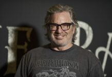 Πέθανε ο Ρόμπερτ Καραντάιν: Έδωσε τέλος στη ζωή του μετά από χρόνια αγώνα με την ψυχική ασθένεια