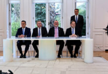 Μπήκαν οι υπογραφές μεταξύ Δημοσίου και Chevron – HelleniQ Energy για υδρογονάθρακες σε Κρήτη και Πελοπόννησο