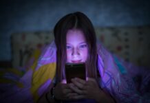 Η Πορτογαλία ετοιμάζεται να απαγορεύσει τα social media στα παιδιά