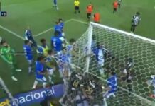 Ξύλο και αποβολές σε ντέρμπι στη Βραζιλία